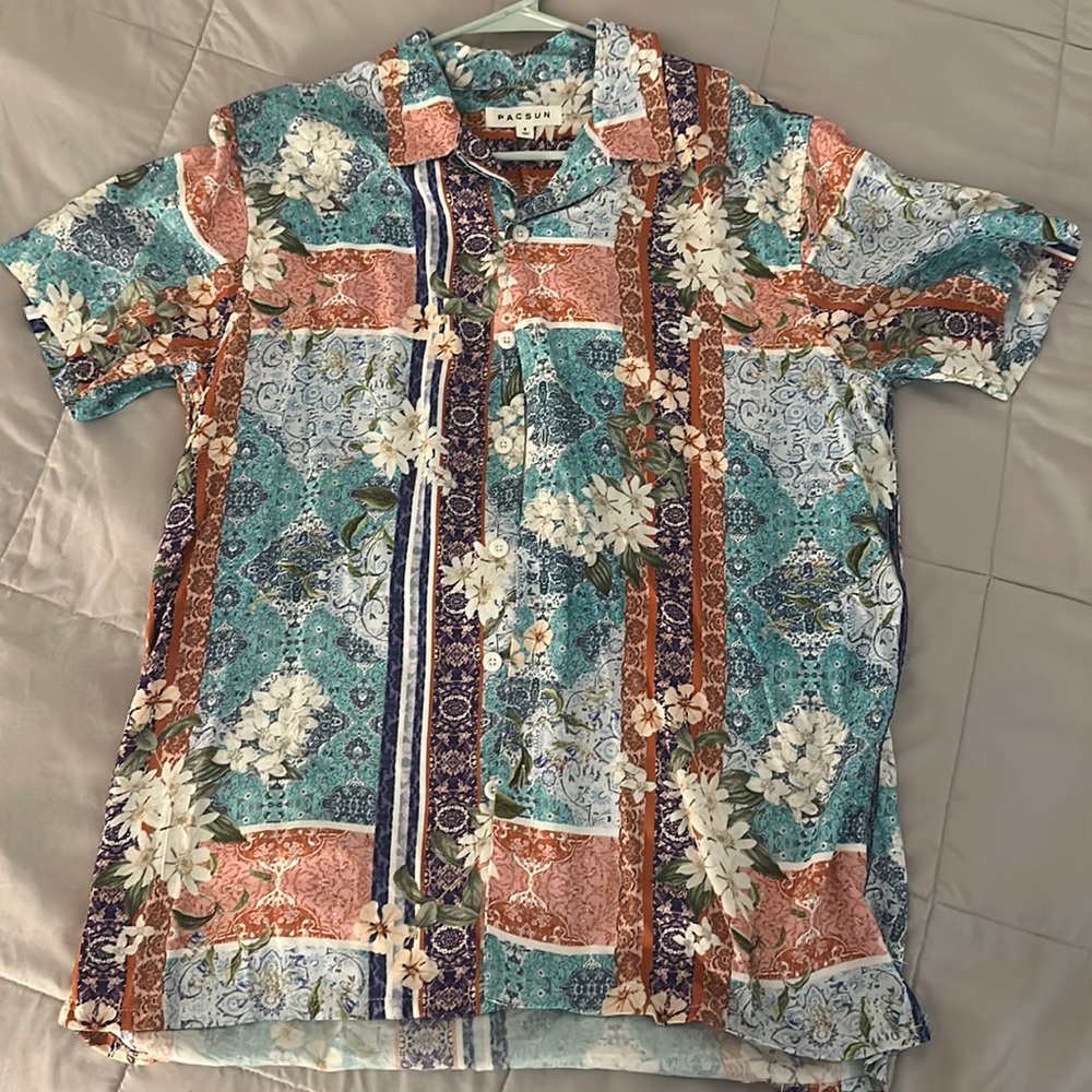 Men’s PacSun button up shirt